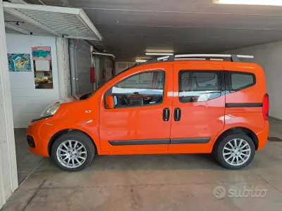 Usata Fiat Qubo Trekking 80 CV (58 kW) 2017 Arancione Monovolume