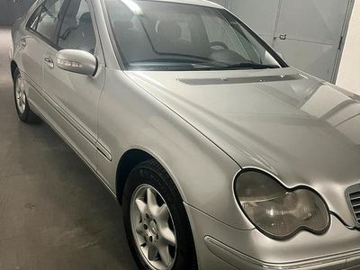Occasion Mercedes C220 Elegance 143 ch (105 kW) 2001 Berline