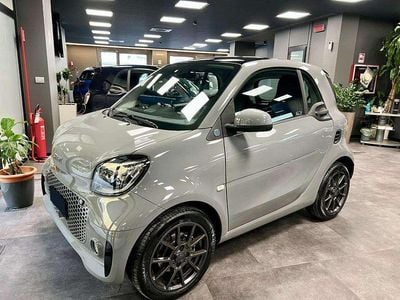 Grigio nardo Usata 2021 Smart ForTwo Coupé Utilitaria | 16.200 € (Molto cara)