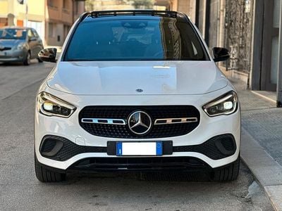 Mercedes GLA220