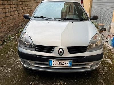 Usata Renault Clio II 2004 Grigio Berlina