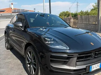 Usata Porsche Macan T 265 CV (194 kW) 2024 Nero SUV