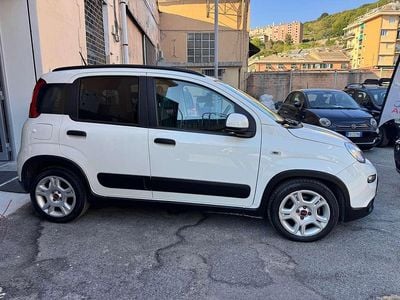 Usata Fiat Panda Red 69 CV (50 kW) 2022 Bianco Utilitaria