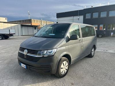 VW Caravelle