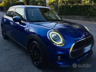 Usata Mini ONE 102 CV (75 kW) 2020 Bluazzurro Utilitaria