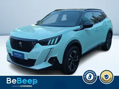 Usata Peugeot 2008 GT 130 CV (95 kW) 2021 Bianco metallizzato SUV