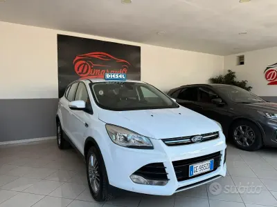 Usata Ford Kuga 140 CV (102 kW) 2014 Bianco SUV