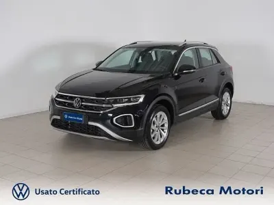 Usata VW T-Roc Style 110 CV (80 kW) 2024 Nero SUV