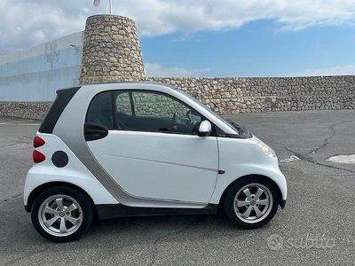 Usata 2009 Smart ForTwo Coupé Utilitaria | 5300 € (Molto cara)