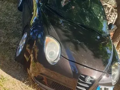 Usata Alfa Romeo MiTo 90 CV (66 kW) 2009 Nero Utilitaria