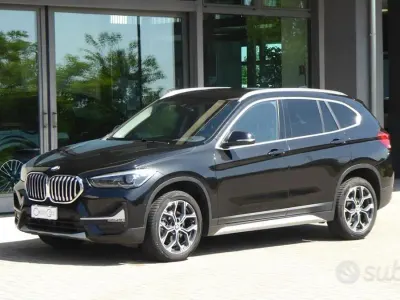 Usata BMW X1 xLine 150 CV (110 kW) 2022 Saphirschwarz SUV