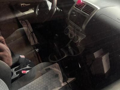 Usata Toyota Urban Cruiser Luxury 90 CV (66 kW) 2010 Grigio Utilitaria