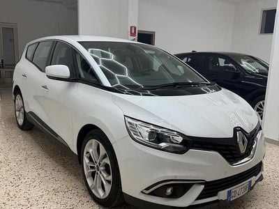 Usata Renault Grand Scénic IV 150 CV (110 kW) 2020 Bianco Monovolume