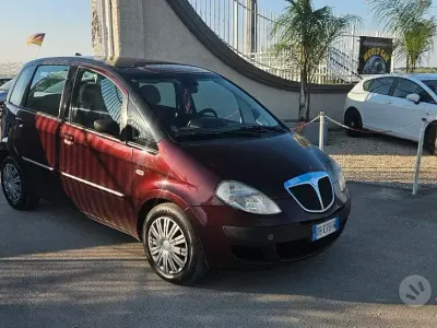 Usata Lancia Musa 90 CV (66 kW) 2006 Monovolume