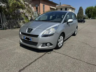 Brugt Peugeot 5008 Premium 111 HK (81 kW) 2012 MPV