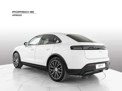 Usata Porsche Macan 163 CV (119 kW) 2025 Bianco SUV