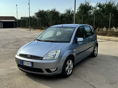 Usata Ford Fiesta 68 CV (50 kW) 2005 Other Utilitaria