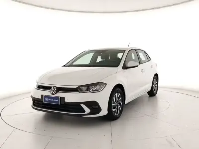 Usata VW Polo Life 95 CV (69 kW) 2023 Bianco Utilitaria