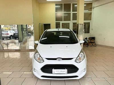 Usata Ford B-MAX 75 CV (55 kW) 2016 Bianco Monovolume