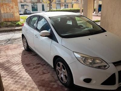 Usata Ford Focus 105 CV (77 kW) 2013 Bianco Berlina