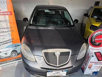 Usata Lancia Ypsilon 69 CV (50 kW) 2011 Grigio Utilitaria