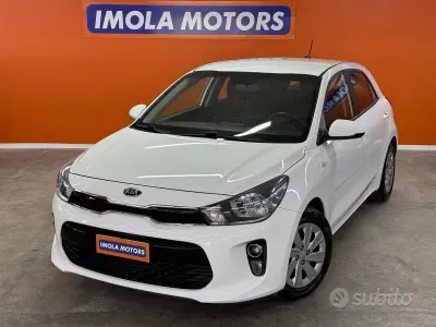 Usata Kia Rio Active 82 CV (60 kW) 2018 Bianco Berlina