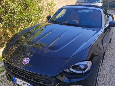 Fiat 124 Spider