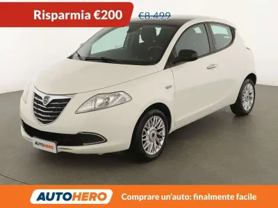 Usata Lancia Ypsilon Gold 69 CV (50 kW) 2015 Bianco Utilitaria