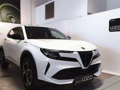 Nuova Alfa Romeo Junior Edizione Speciale 136 CV (100 kW) 2025 Bianco SUV