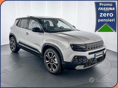 Nuevo Jeep Avenger Summit 101 CV (74 kW) 2025 Gris SUV