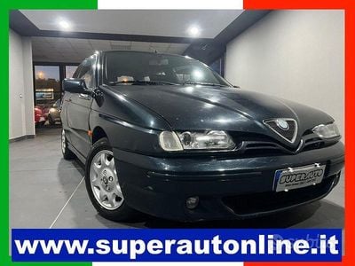 Occasion Alfa Romeo 145 105 ch (77 kW) 2000 Noir Citadine