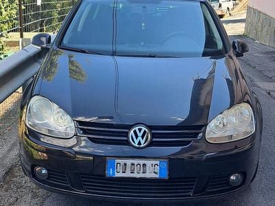 Usata VW Golf V Sportline 105 CV (77 kW) 2007 Nero Berlina