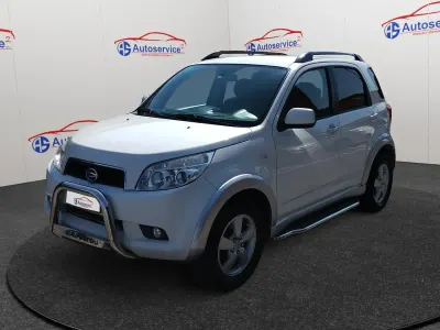 Usata Daihatsu Terios 105 CV (77 kW) 2008 Bianco SUV