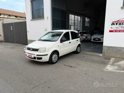 Usata Fiat Panda Classica 75 CV (55 kW) 2012 Bianco Utilitaria
