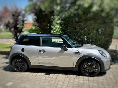 Begagnad Mini Cooper S Classic 178 HK (130 kW) 2023 Halvkombi