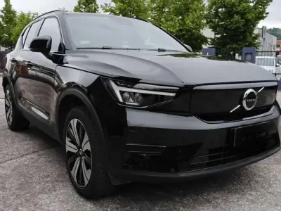 Usata Volvo XC40 Core 80 kW (109 CV) 2022 SUV