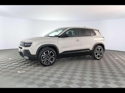 Usata Jeep Avenger Summit 101 CV (74 kW) 2025 Grigio / pastello SUV