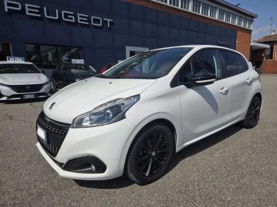 Usata Peugeot 208 75 CV (55 kW) 2018 Bianco Utilitaria