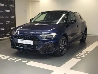 Nuova Audi A1 Sportback Comfort 116 CV (85 kW) 2026 Blu/azzurro Utilitaria