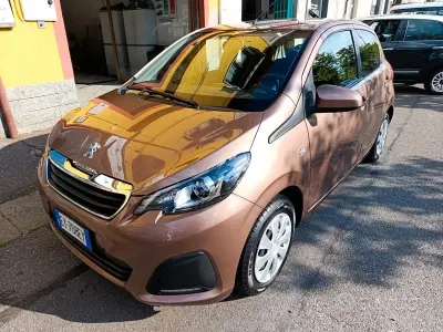Usata Peugeot 108 69 CV (50 kW) 2015 Marrone Berlina