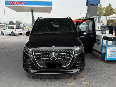 Usata Mercedes V300 2025 Nero Monovolume