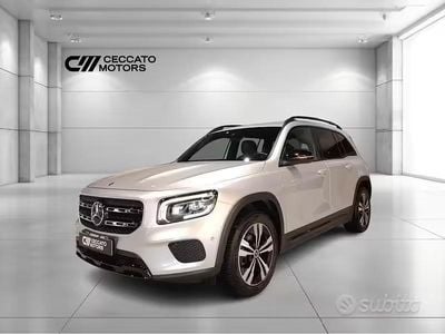 Usata Mercedes GLB200 Executive 150 CV (110 kW) 2021 Argento SUV