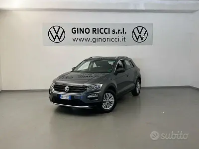 Usata VW T-Roc Business 150 CV (110 kW) 2019 Grigio SUV