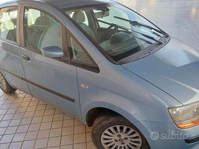 Usata Fiat Idea 95 CV (69 kW) 2005 Monovolume