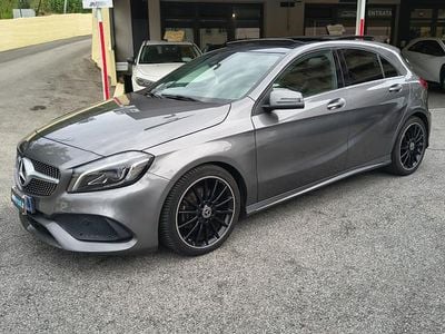 Begagnad Mercedes A200 AMG line 136 HK (100 kW) 2017 Grå Sedan