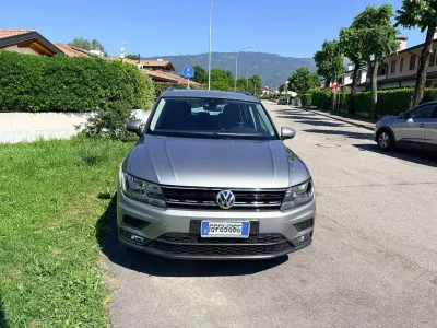 Usata VW Tiguan Business 150 CV (110 kW) 2018 Grigio SUV