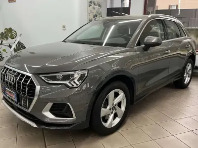 Usata Audi Q3 200 CV (147 kW) 2021 Grigio chronos metal. SUV