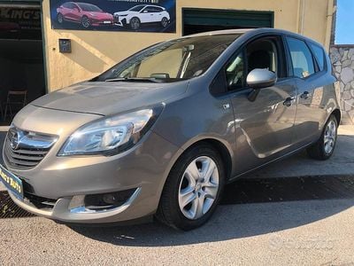 Usata Opel Meriva 120 CV (88 kW) 2014 Marrone Monovolume