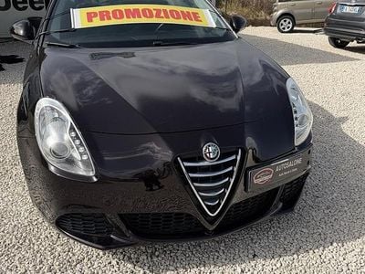 Usata Alfa Romeo Giulietta Distinctive 120 CV (88 kW) 2016 Nero Utilitaria