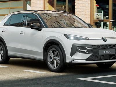 Nuova VW T-Roc Life 150 CV (110 kW) 2026 Pure white nero SUV
